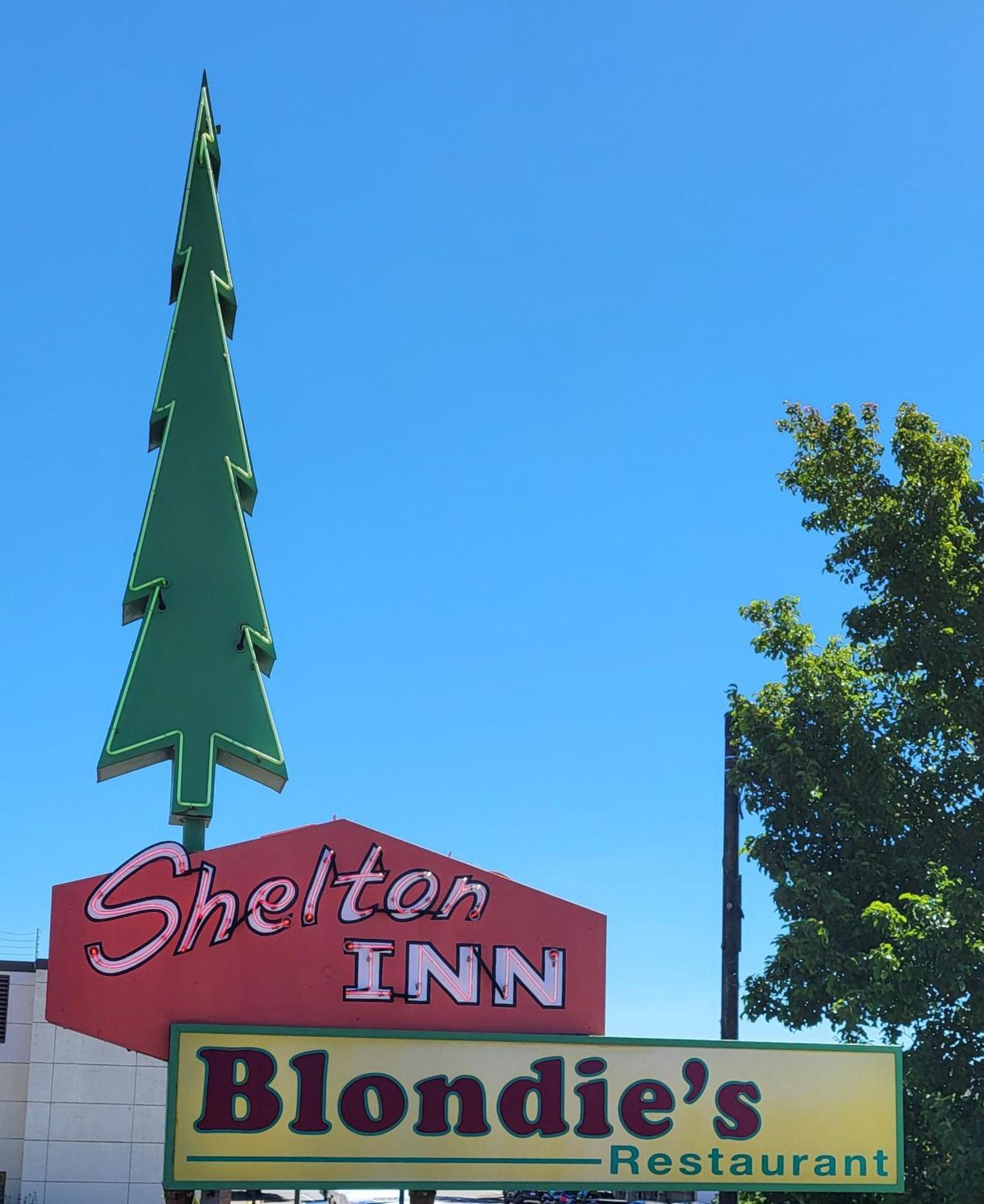 Shelton Inn Exteriör bild